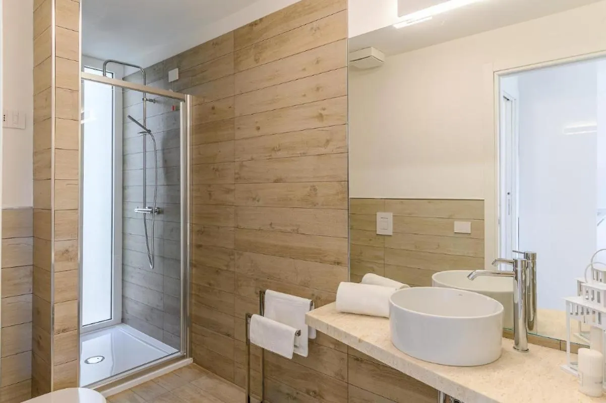 Stunning Capo Falcone Charming Apartments For 4 People スティンティーノ