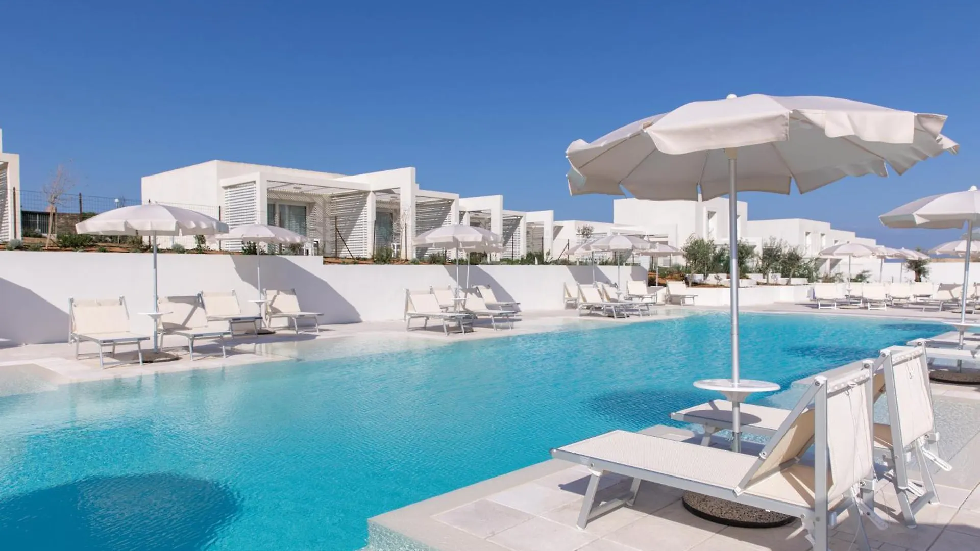 Stunning Capo Falcone Charming Apartments For 4 People スティンティーノ 0*,  イタリア